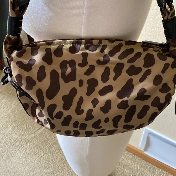 Kate Spade like new (used once) mini gabi camel purse - Picture 6 of 13